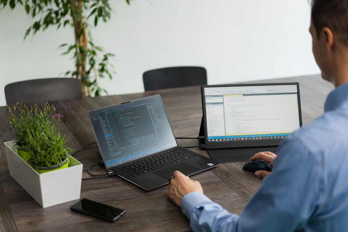 Ralf Leippert beim Entwickeln